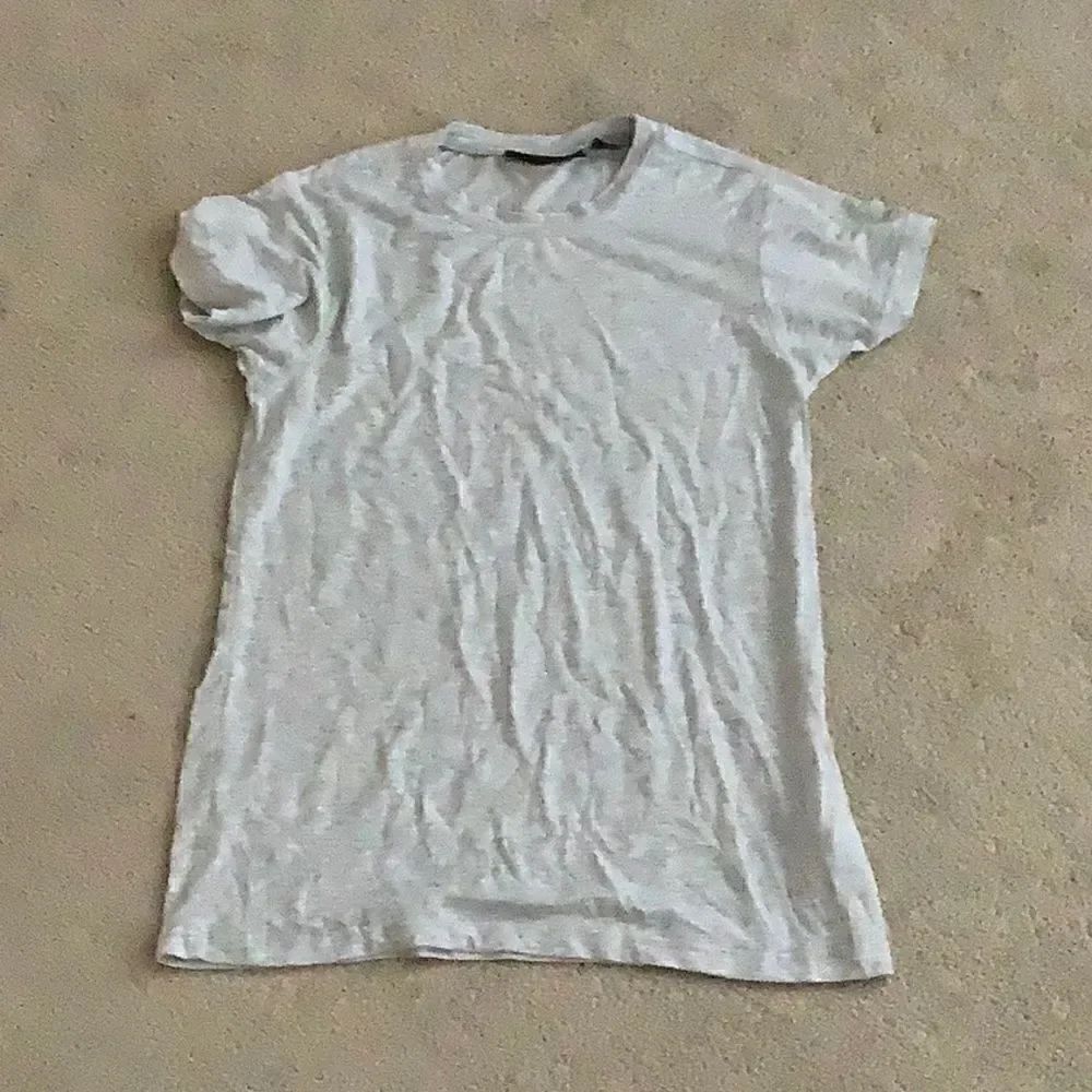 So,etching navy XXS heather greg tee